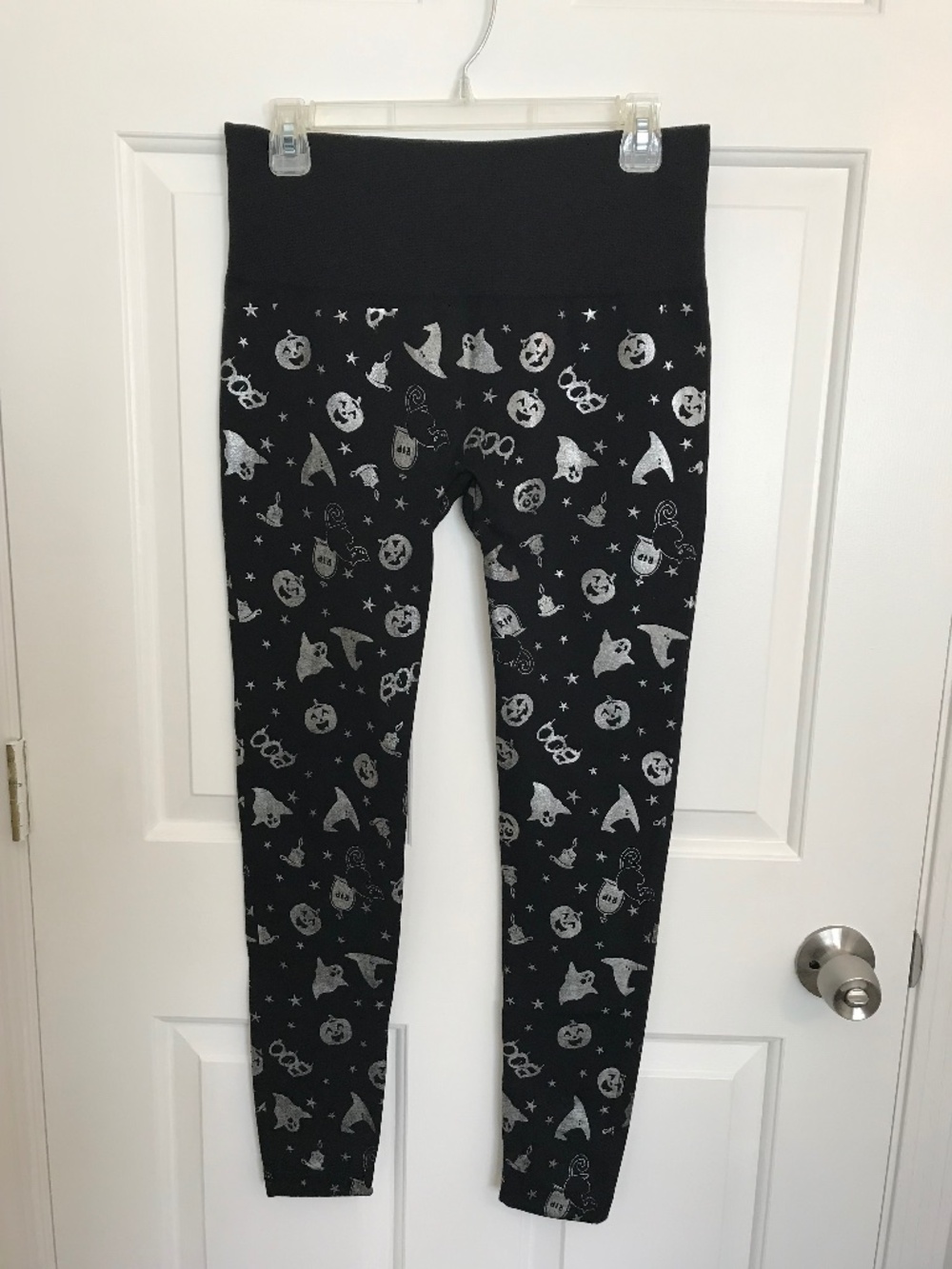 French Laundry Halloween Foil Brushback Legging Tights Plus 2X/3X Black Silver